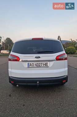 Мінівен Ford S-Max 2014 в 