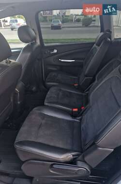 Мінівен Ford S-Max 2014 в 