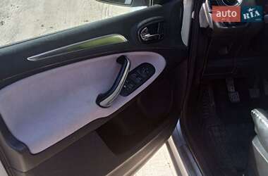 Минивэн Ford S-Max 2007 в 