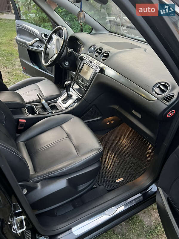 Минивэн Ford S-Max 2013 в Верхнем Синевидном фото 17 Минивэн Ford S-Max 2013 в Верхнем Синевидном