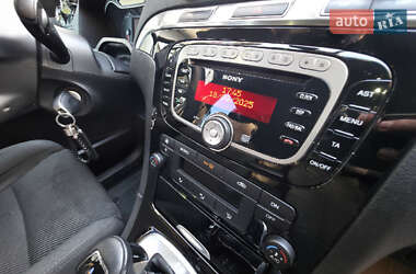 Мінівен Ford S-Max 2010 в 