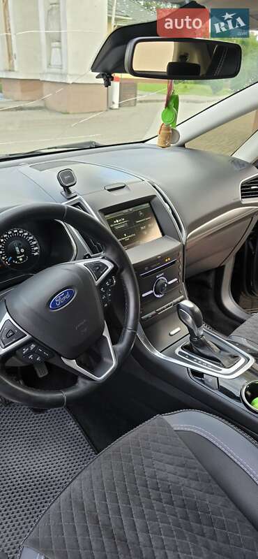 Минивэн Ford S-Max 2015 в Остроге