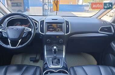 Минивэн Ford S-Max 2016 в 