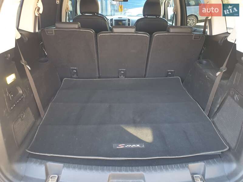 Минивэн Ford S-Max 2016 в Мукачево