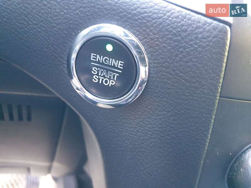 Минивэн Ford S-Max 2016 в Мукачево