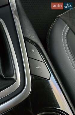 Мінівен Ford S-Max 2015 в 