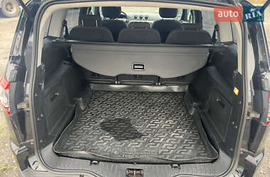 Мінівен Ford S-Max 2013 в 