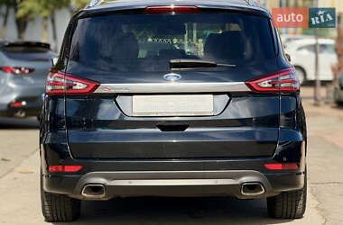 Минивэн Ford S-Max 2015 в 
