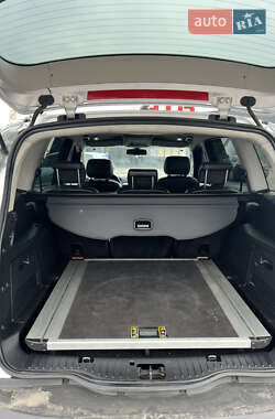 Мінівен Ford S-Max 2010 в 
