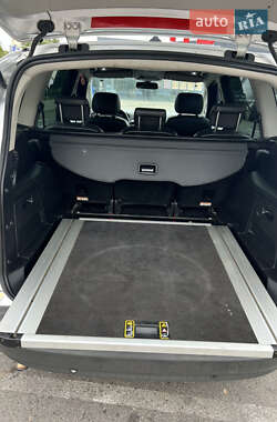 Мінівен Ford S-Max 2010 в 