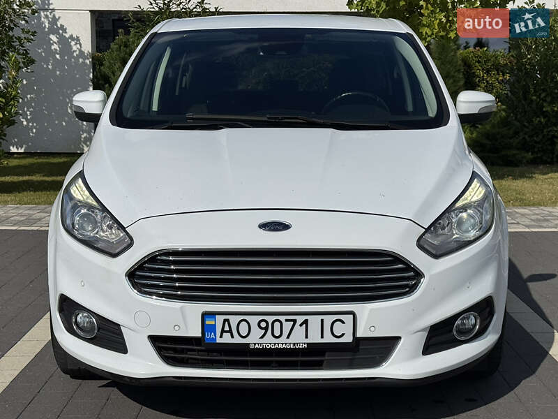 Мінівен Ford S-Max 2018 в Мукачевому