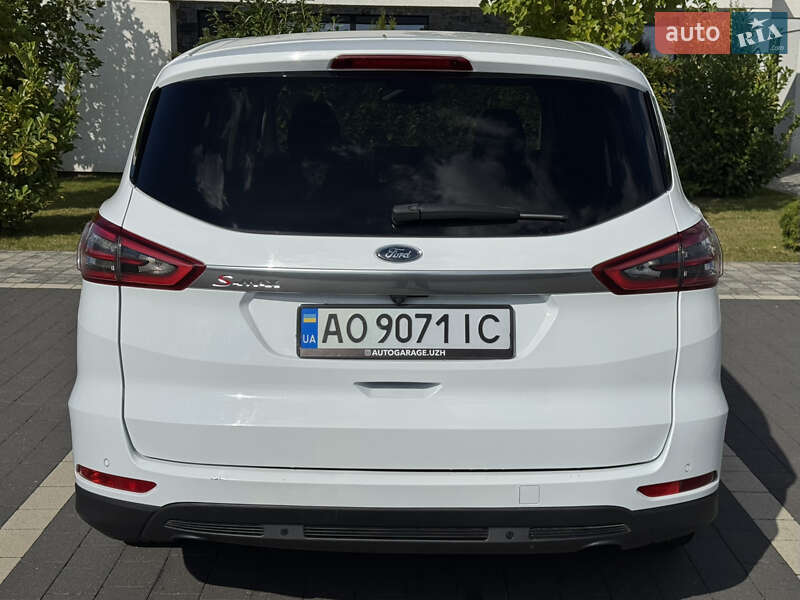 Мінівен Ford S-Max 2018 в Мукачевому