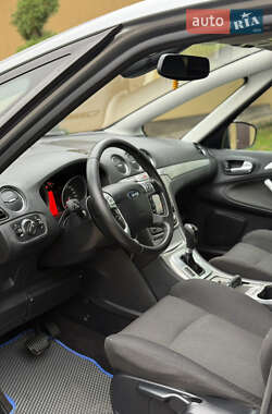 Минивэн Ford S-Max 2007 в 