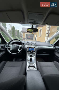 Минивэн Ford S-Max 2007 в 