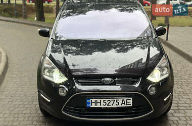 Минивэн Ford S-Max 2013 в 