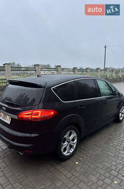 Минивэн Ford S-Max 2014 в 