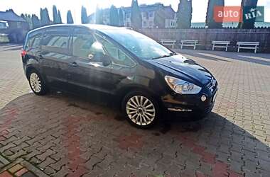 Мінівен Ford S-Max 2013 в 