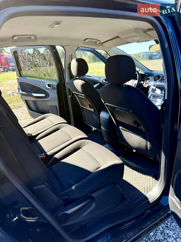 Минивэн Ford S-Max 2009 в Новояворовске фото 26 Минивэн Ford S-Max 2009 в Новояворовске