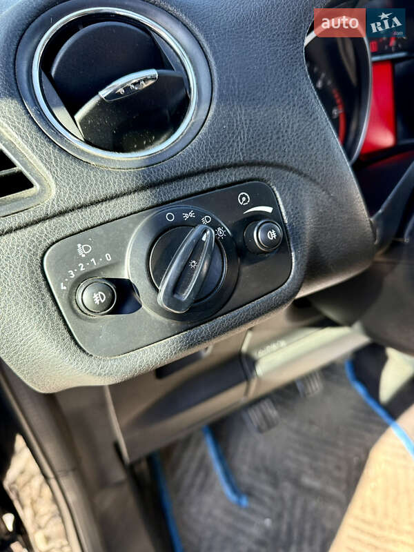 Минивэн Ford S-Max 2009 в Новояворовске фото 34 Минивэн Ford S-Max 2009 в Новояворовске
