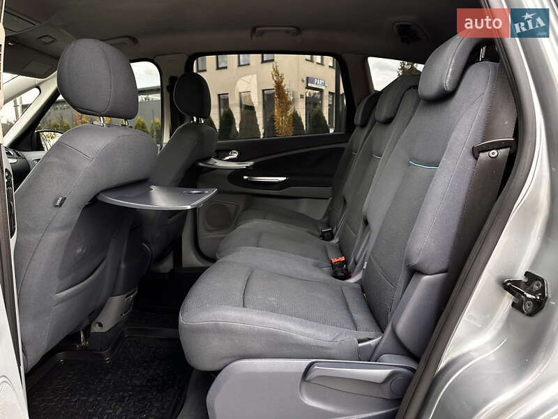 Минивэн Ford S-Max 2007 в Николаеве