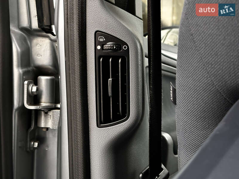 Минивэн Ford S-Max 2007 в Николаеве