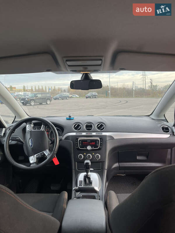 Минивэн Ford S-Max 2012 в Ровно