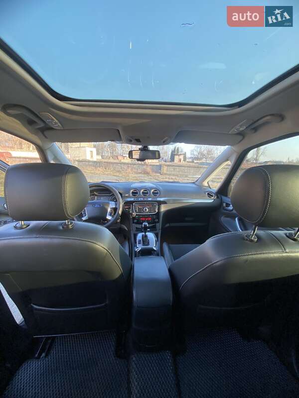 Мінівен Ford S-Max 2010 в Запоріжжі