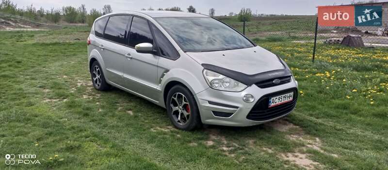 Ford S-Max 2011