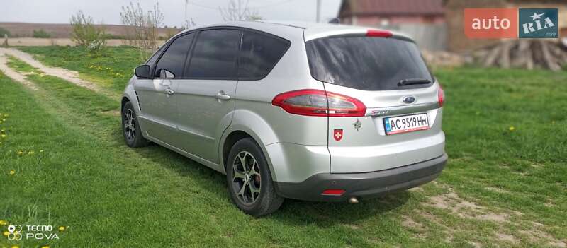 Мінівен Ford S-Max 2011 в Балті