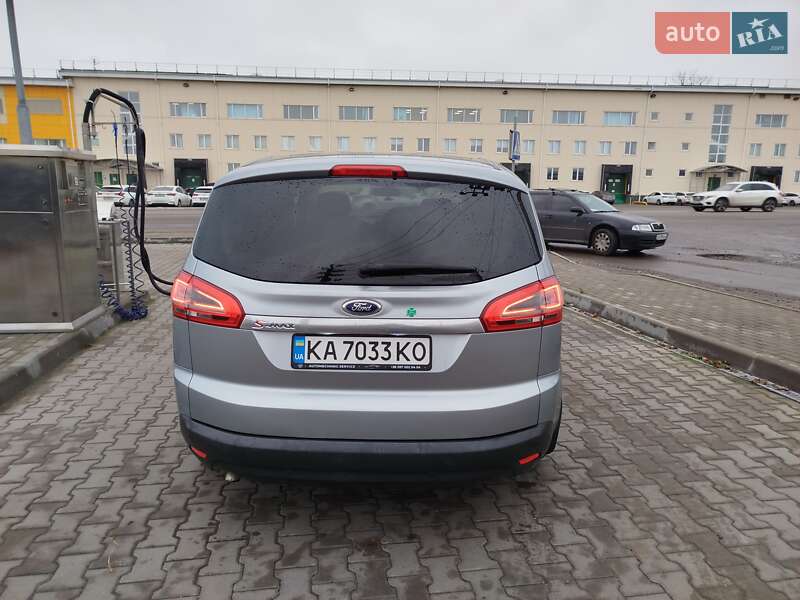 Мінівен Ford S-Max 2013 в Вишневому фото 14 Мінівен Ford S-Max 2013 в Вишневому