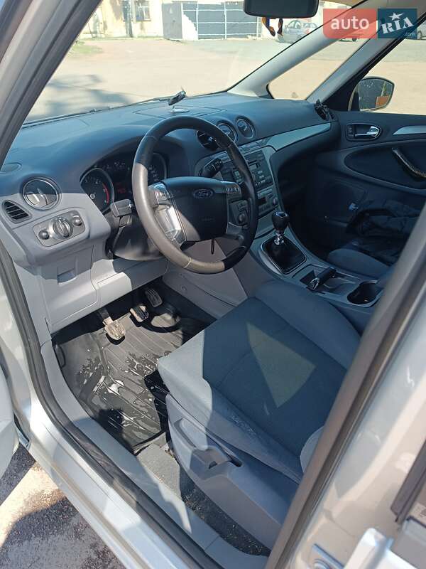 Мінівен Ford S-Max 2007 в Коростені