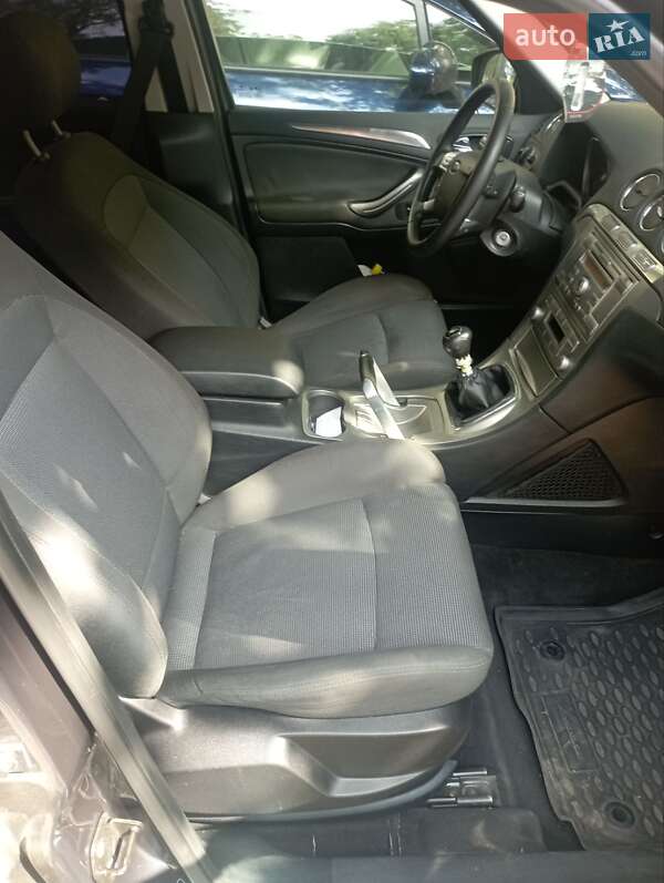 Минивэн Ford S-Max 2006 в Одессе