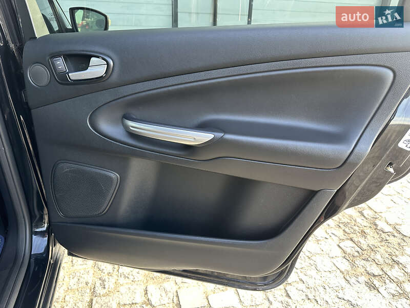 Минивэн Ford S-Max 2013 в Броварах фото 37 Минивэн Ford S-Max 2013 в Броварах