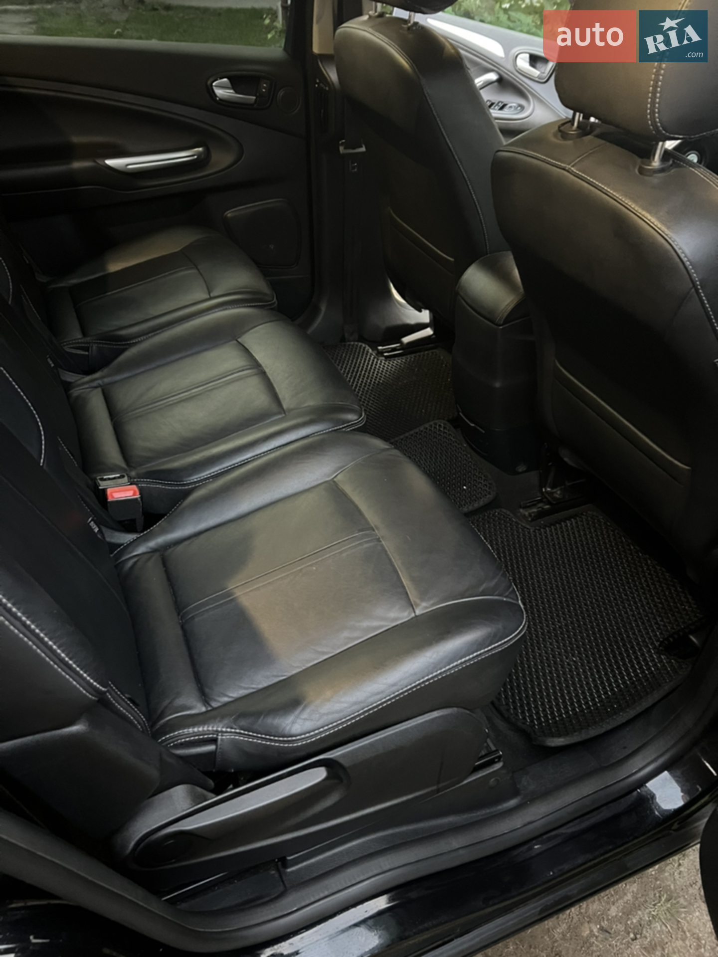 2013 Ford S-MAX - мініатюра 15