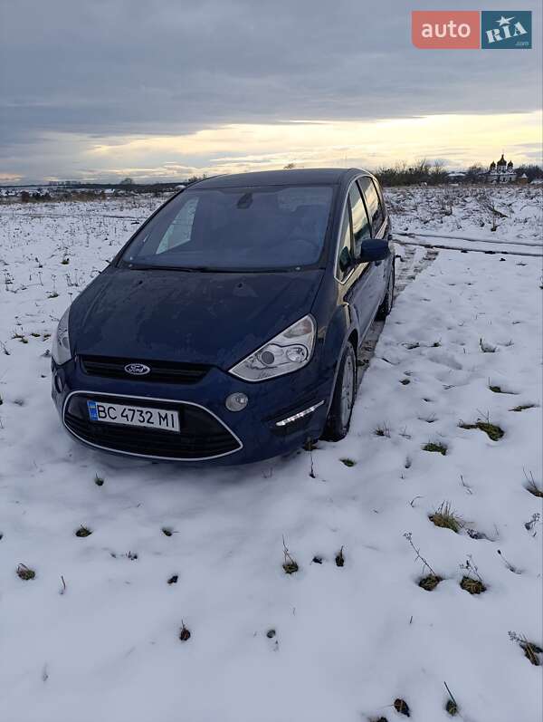 Минивэн Ford S-Max 2010 в Щирце