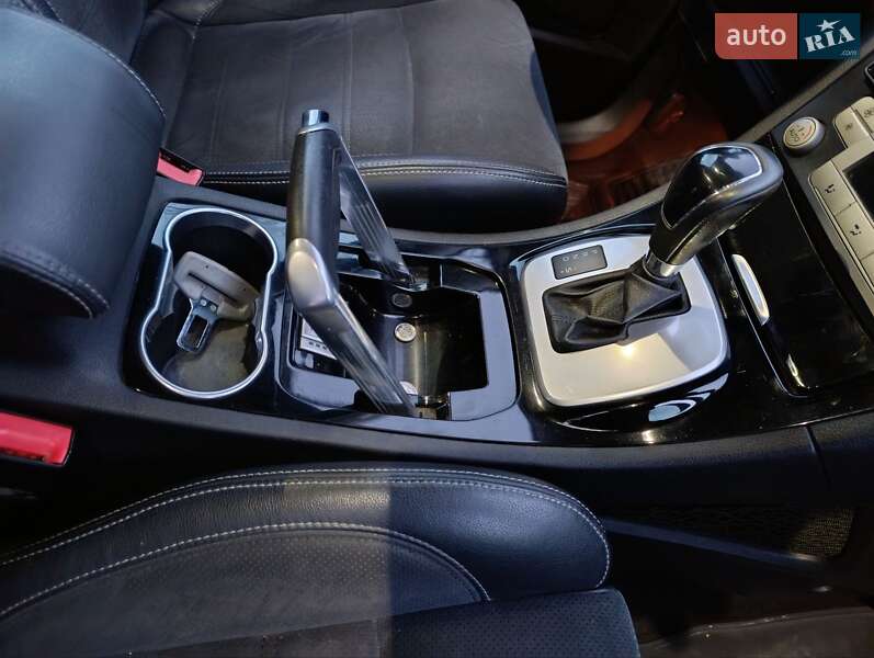 Минивэн Ford S-Max 2010 в Щирце