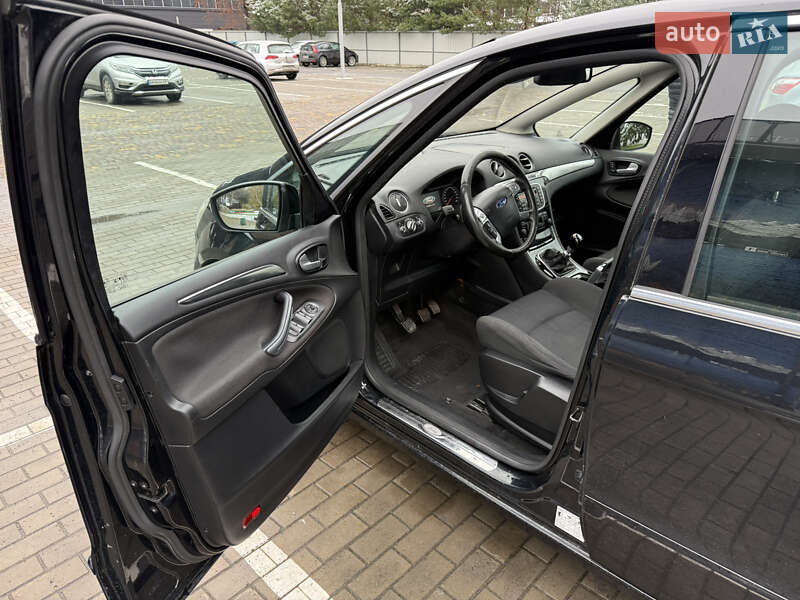 Минивэн Ford S-Max 2010 в Луцке фото 11 Минивэн Ford S-Max 2010 в Луцке