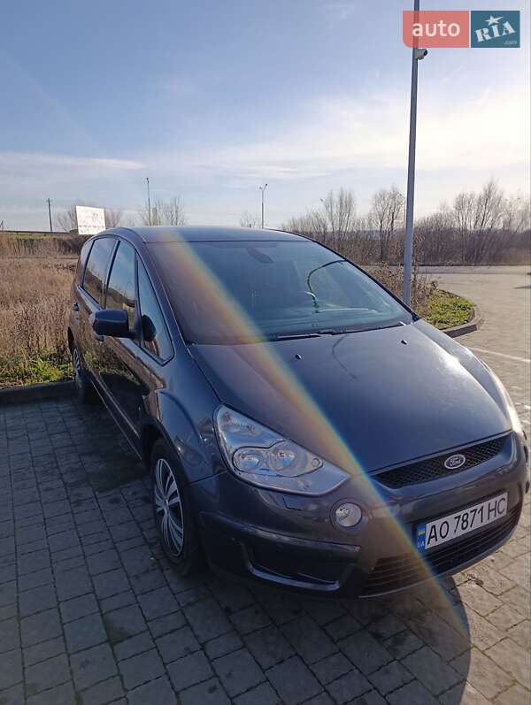 Минивэн Ford S-Max 2007 в Ужгороде