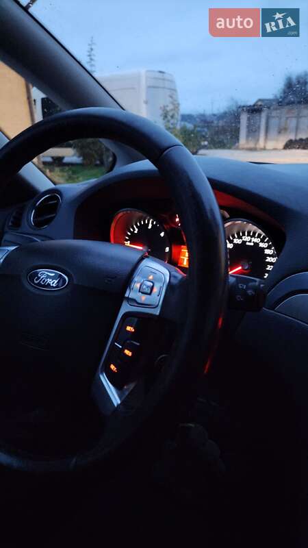 Мінівен Ford S-Max 2006 в Черкасах фото 43 Мінівен Ford S-Max 2006 в Черкасах