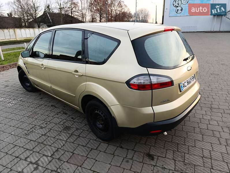 Минивэн Ford S-Max 2006 в Владимире