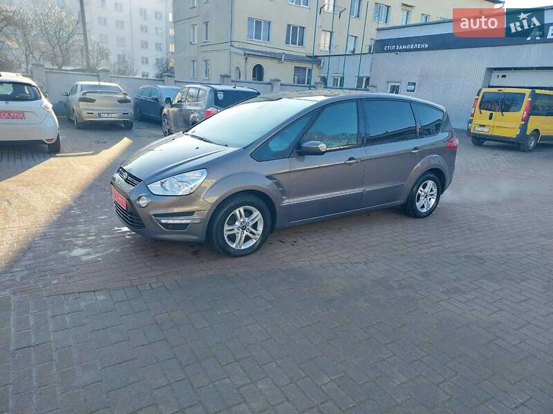 Минивэн Ford S-Max 2012 в Ивано-Франковске