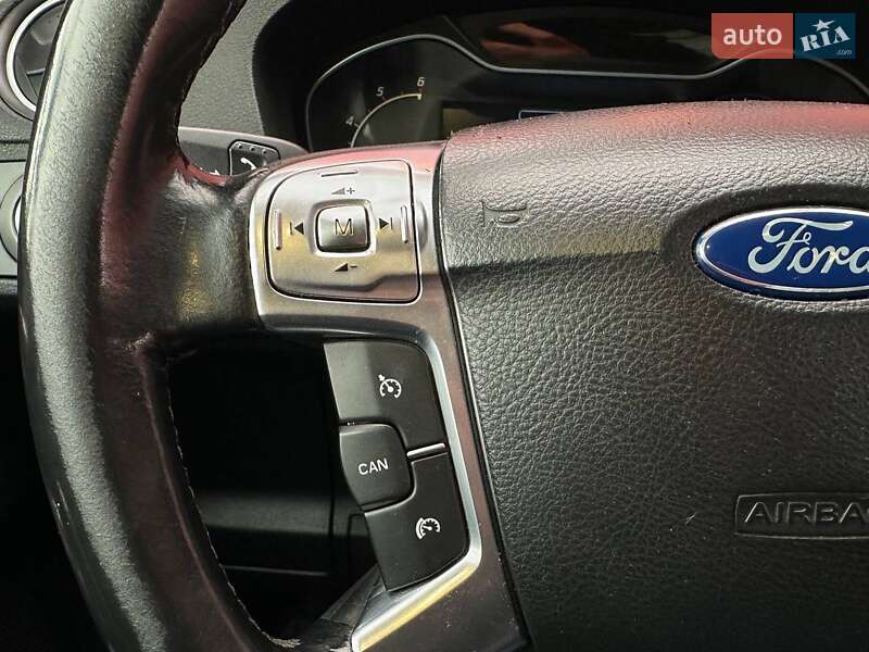 Минивэн Ford S-Max 2013 в Киеве