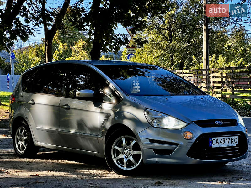 Минивэн Ford S-Max 2013 в Киеве