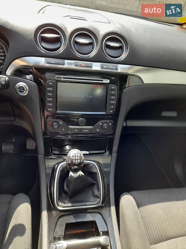 Минивэн Ford S-Max 2010 в Сарнах