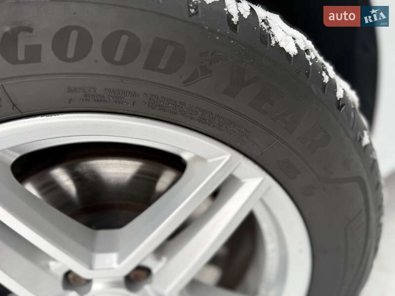 Мінівен Ford S-Max 2021 в Луцьку