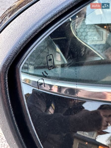 Минивэн Ford S-Max 2017 в Ужгороде