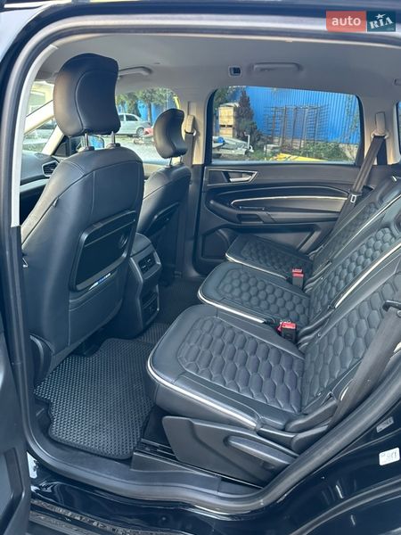 Минивэн Ford S-Max 2017 в Ужгороде