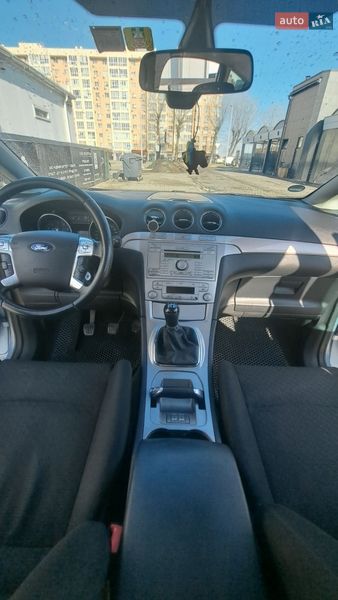 Мінівен Ford S-Max 2006 в Софіївській Борщагівці