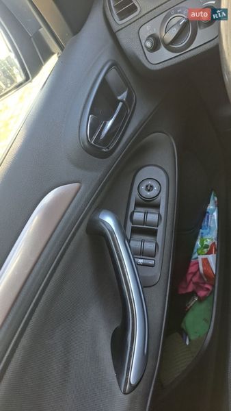 Мінівен Ford S-Max 2006 в Софіївській Борщагівці