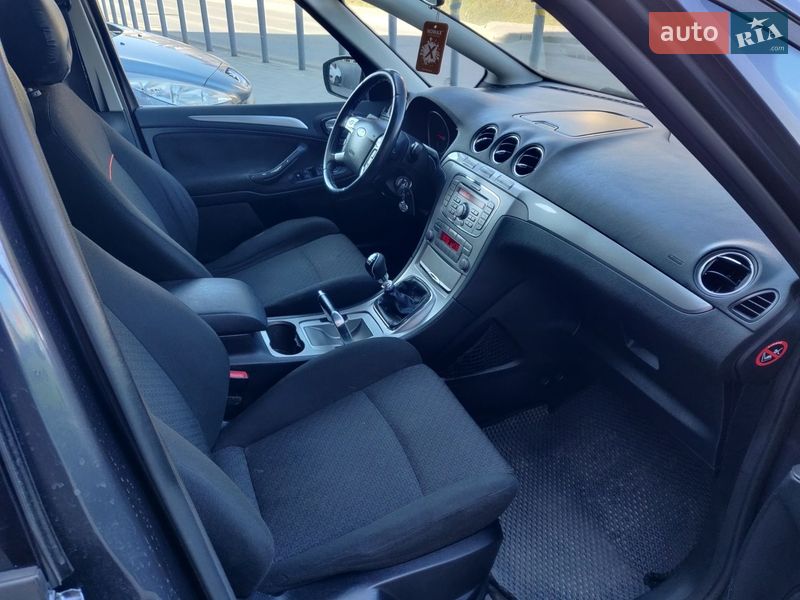 Минивэн Ford S-Max 2009 в Луцке